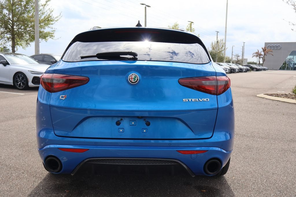 2022 Alfa Romeo Stelvio Veloce