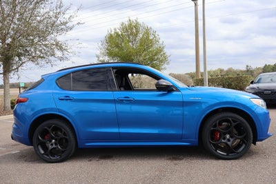2022 Alfa Romeo Stelvio Veloce