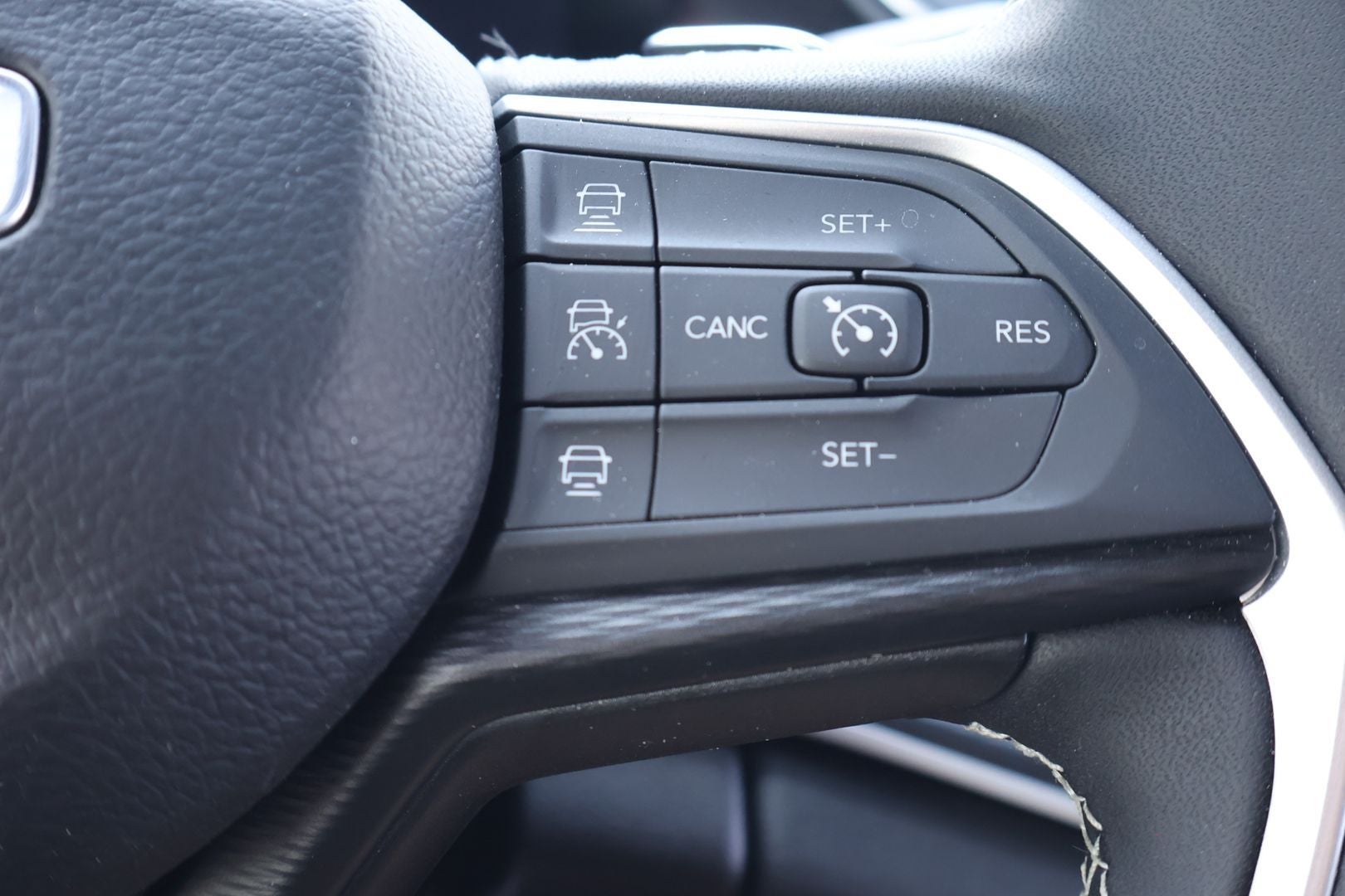 2024 Jeep Grand Cherokee Laredo X