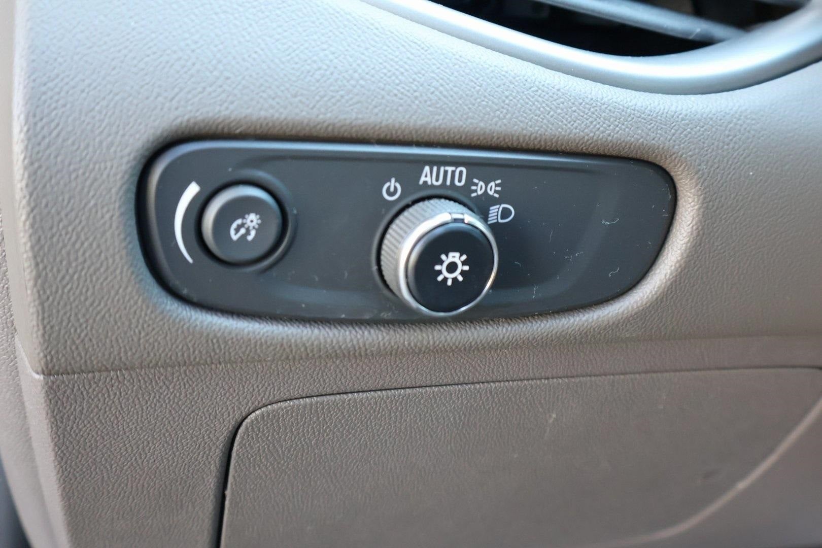 2022 Chevrolet Malibu LS 1LS