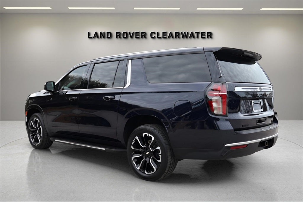 2022 Chevrolet Suburban LT