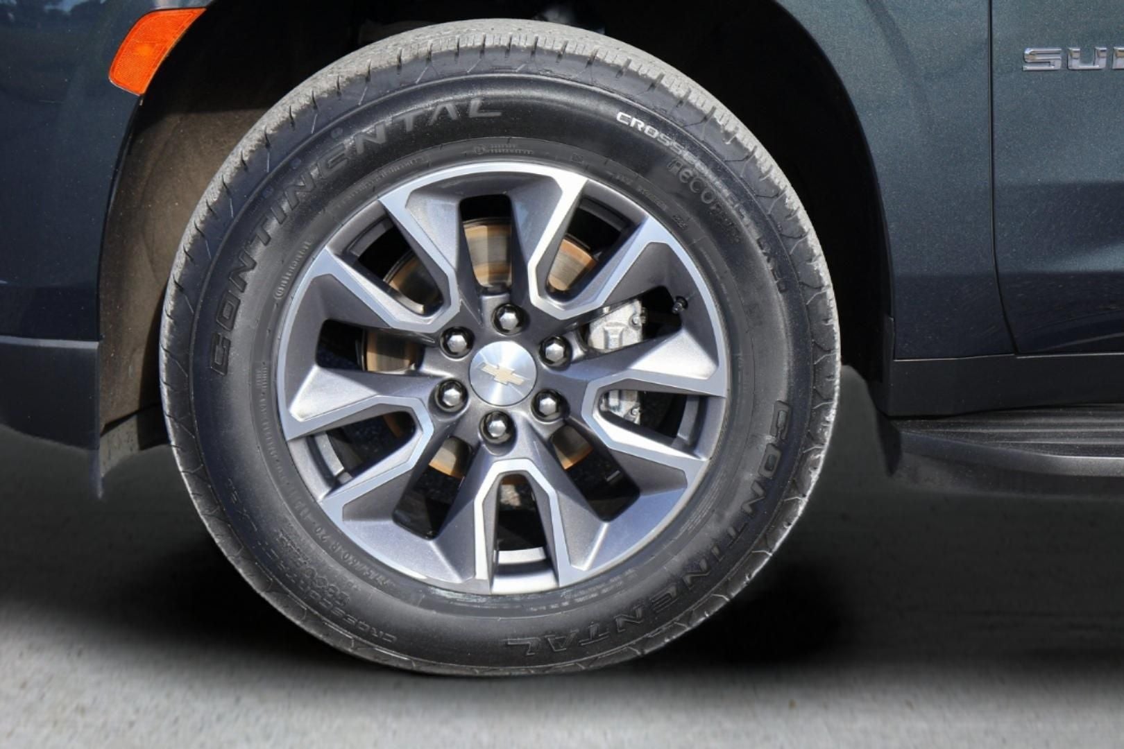 2022 Chevrolet Suburban LT