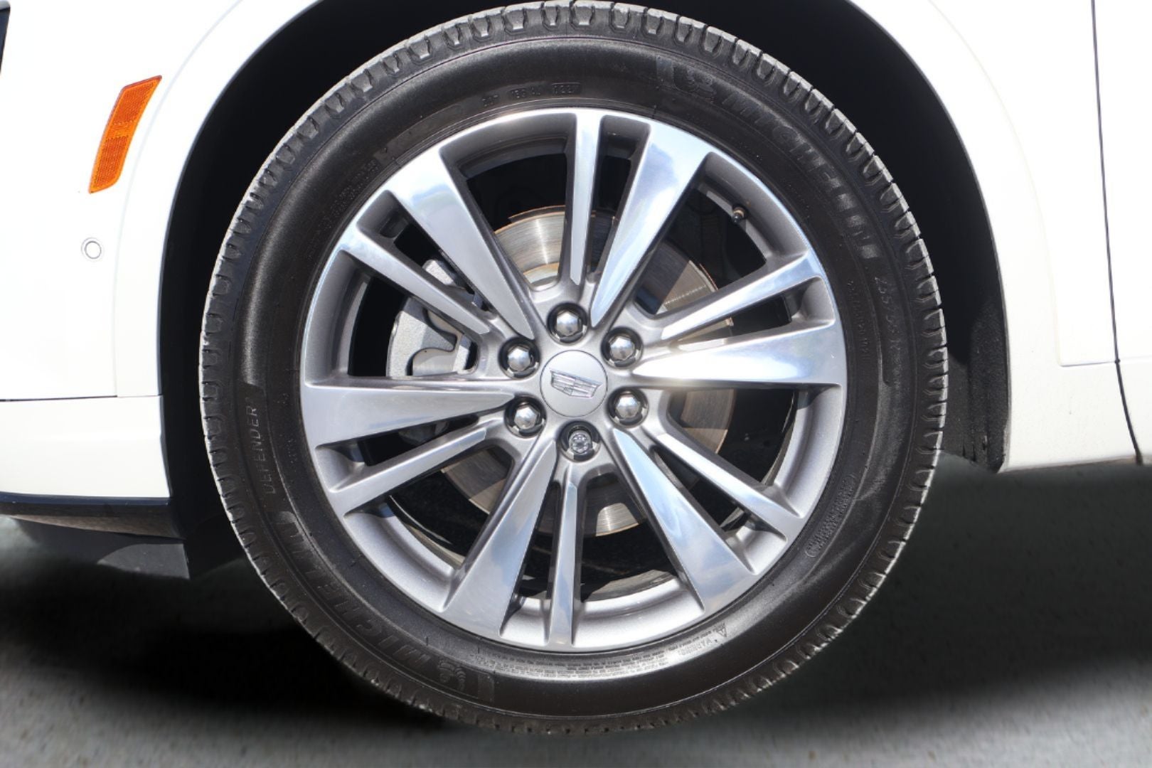 2020 Cadillac XT6 Premium Luxury