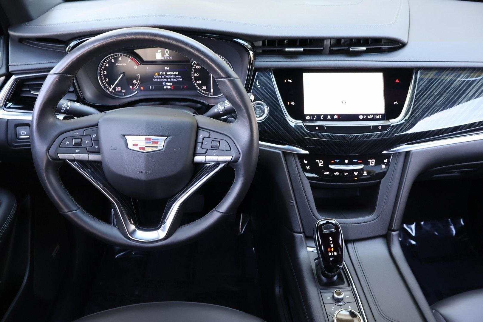 2025 Cadillac XT6 Premium Luxury