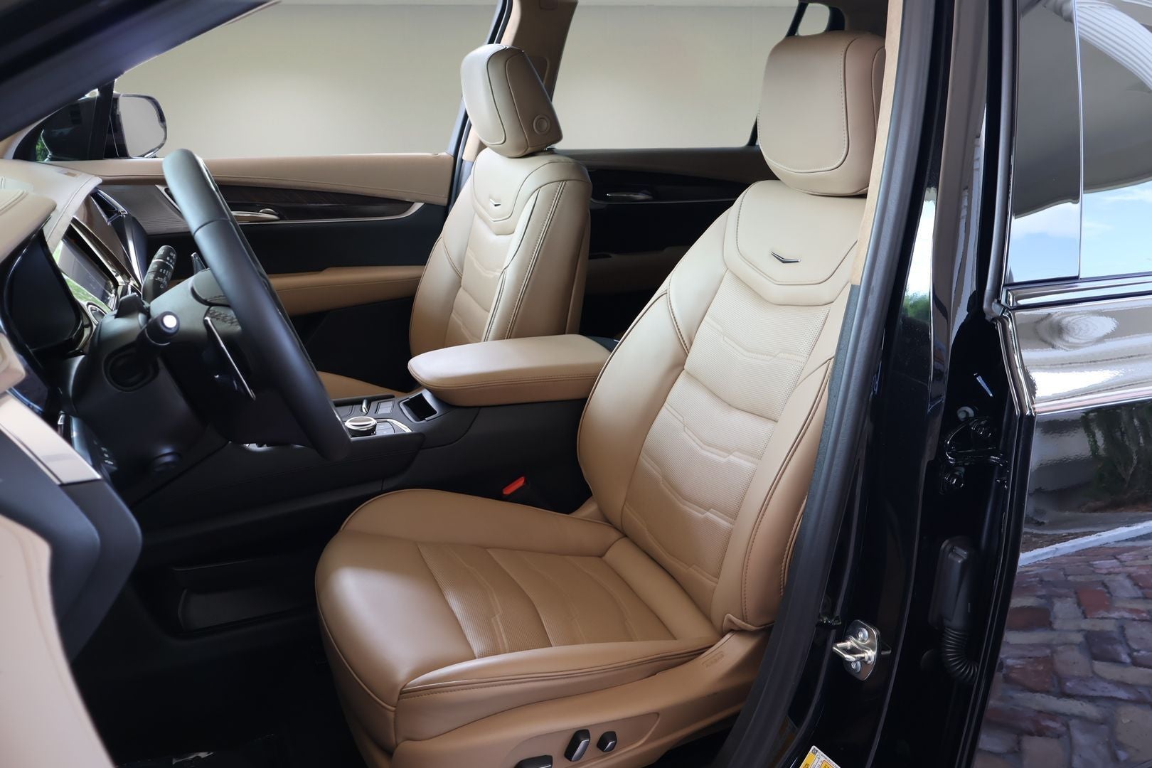 2025 Cadillac XT6 Sport