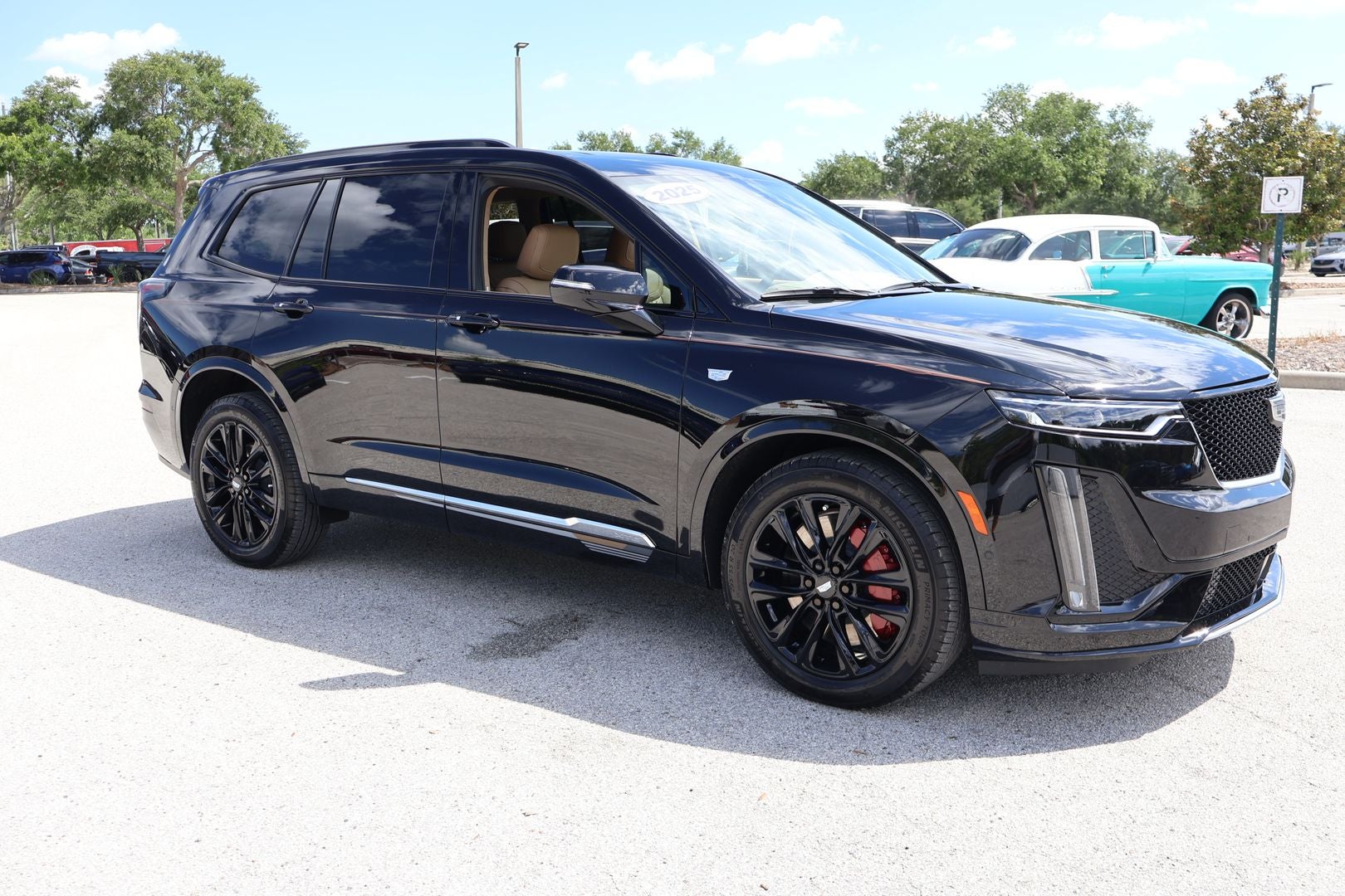 2025 Cadillac XT6 Sport