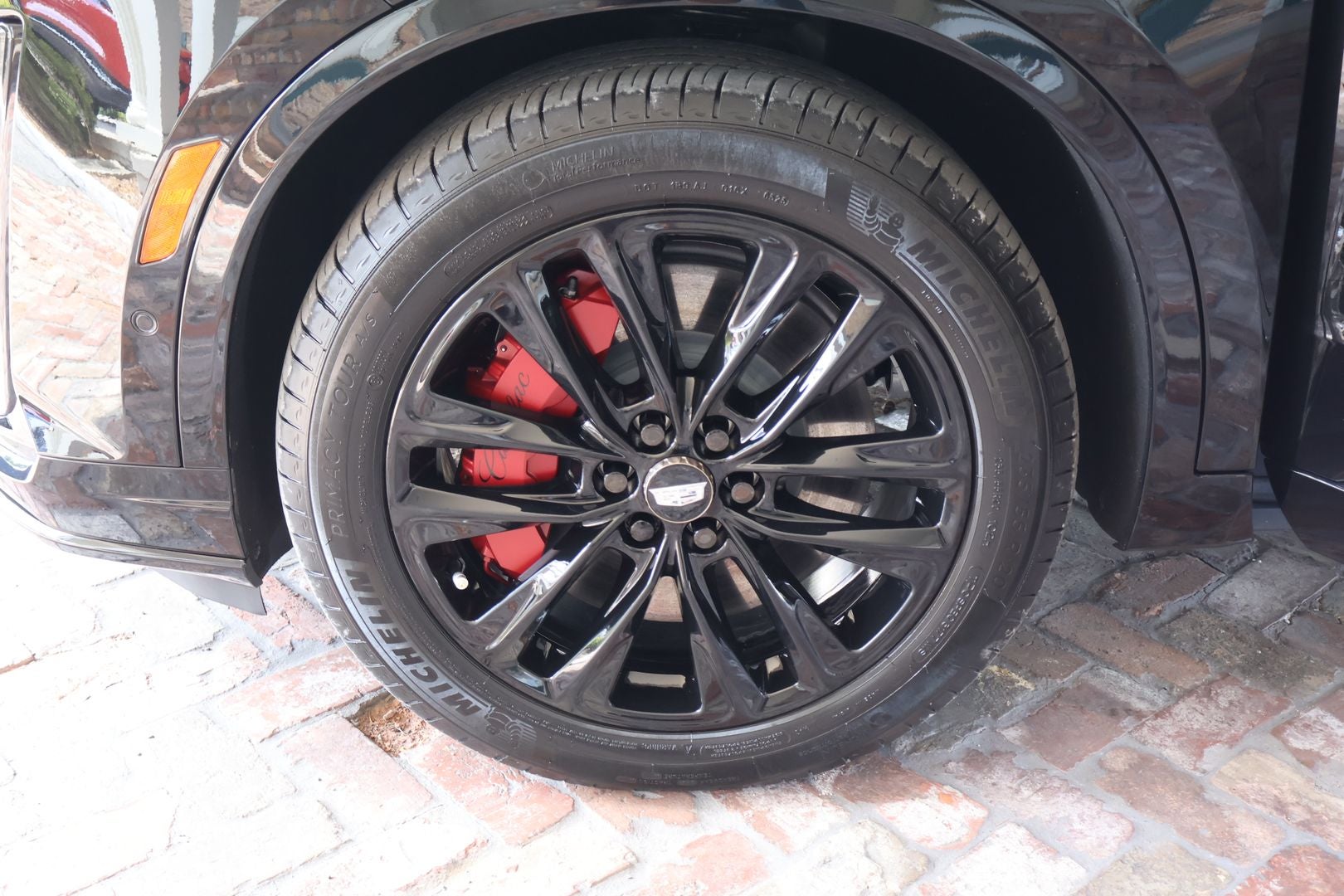 2025 Cadillac XT6 Sport