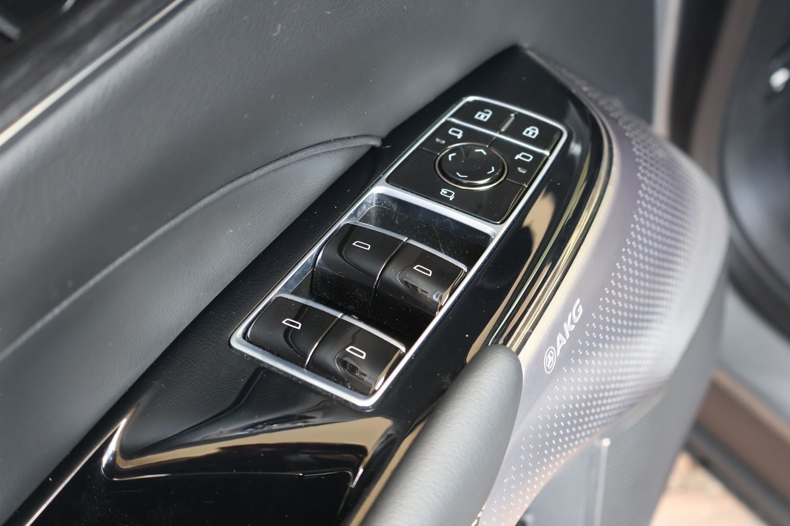2023 Cadillac LYRIQ Luxury