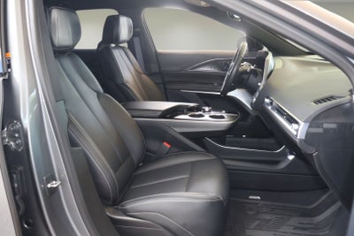 2023 Cadillac LYRIQ Luxury
