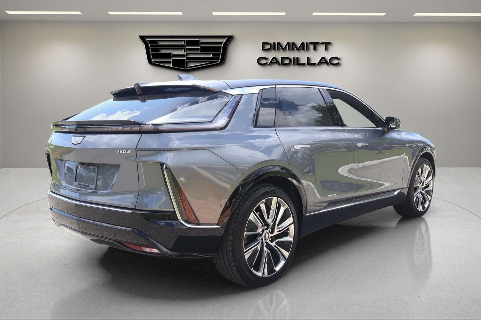 2023 Cadillac LYRIQ Luxury