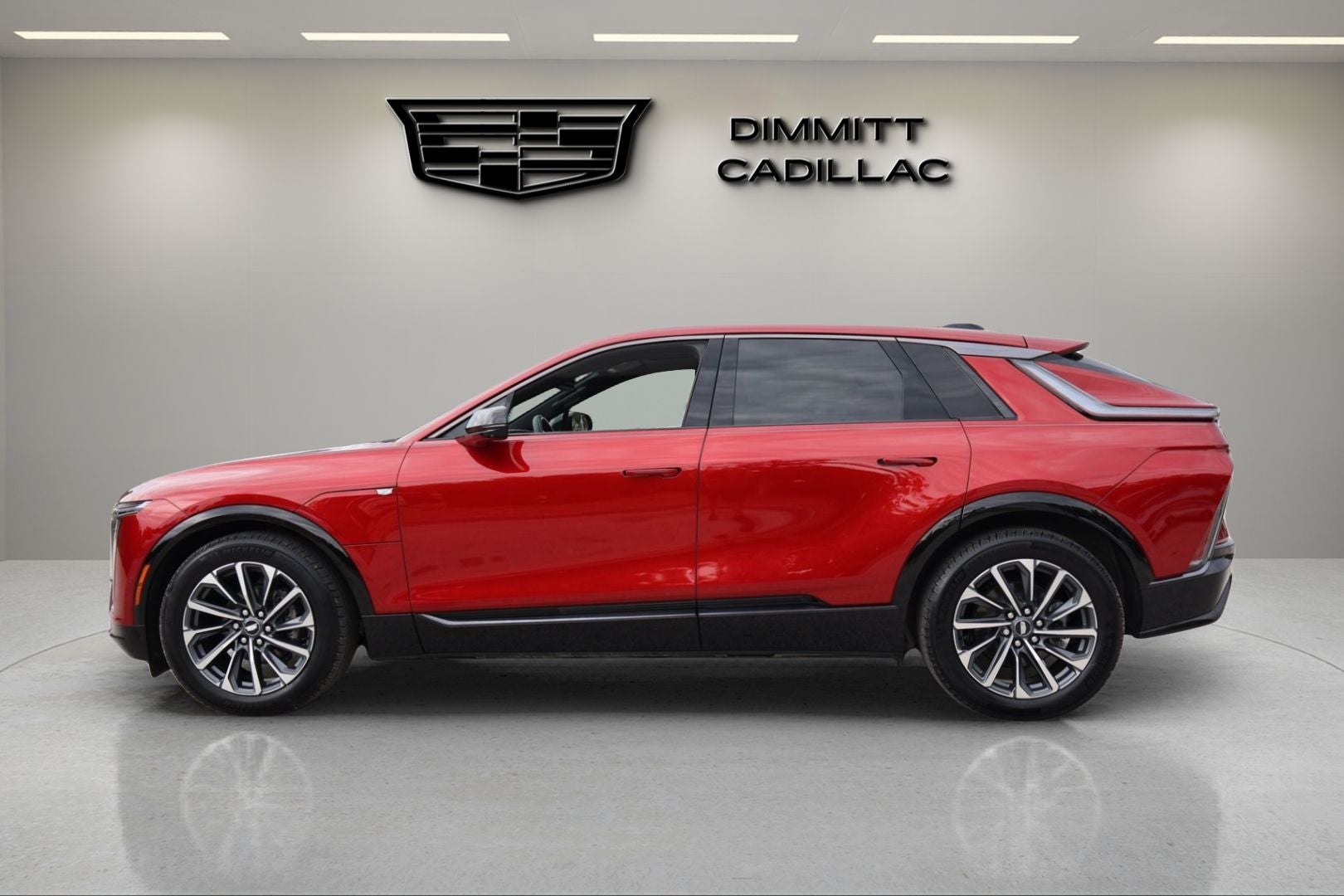 2024 Cadillac LYRIQ Sport