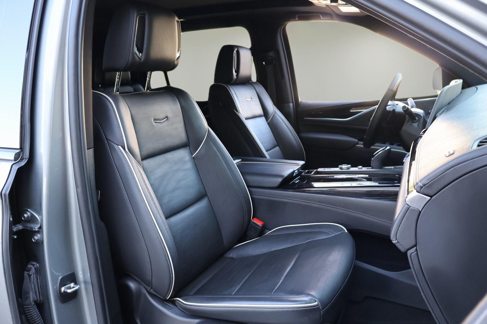 2023 Cadillac Escalade ESV Sport