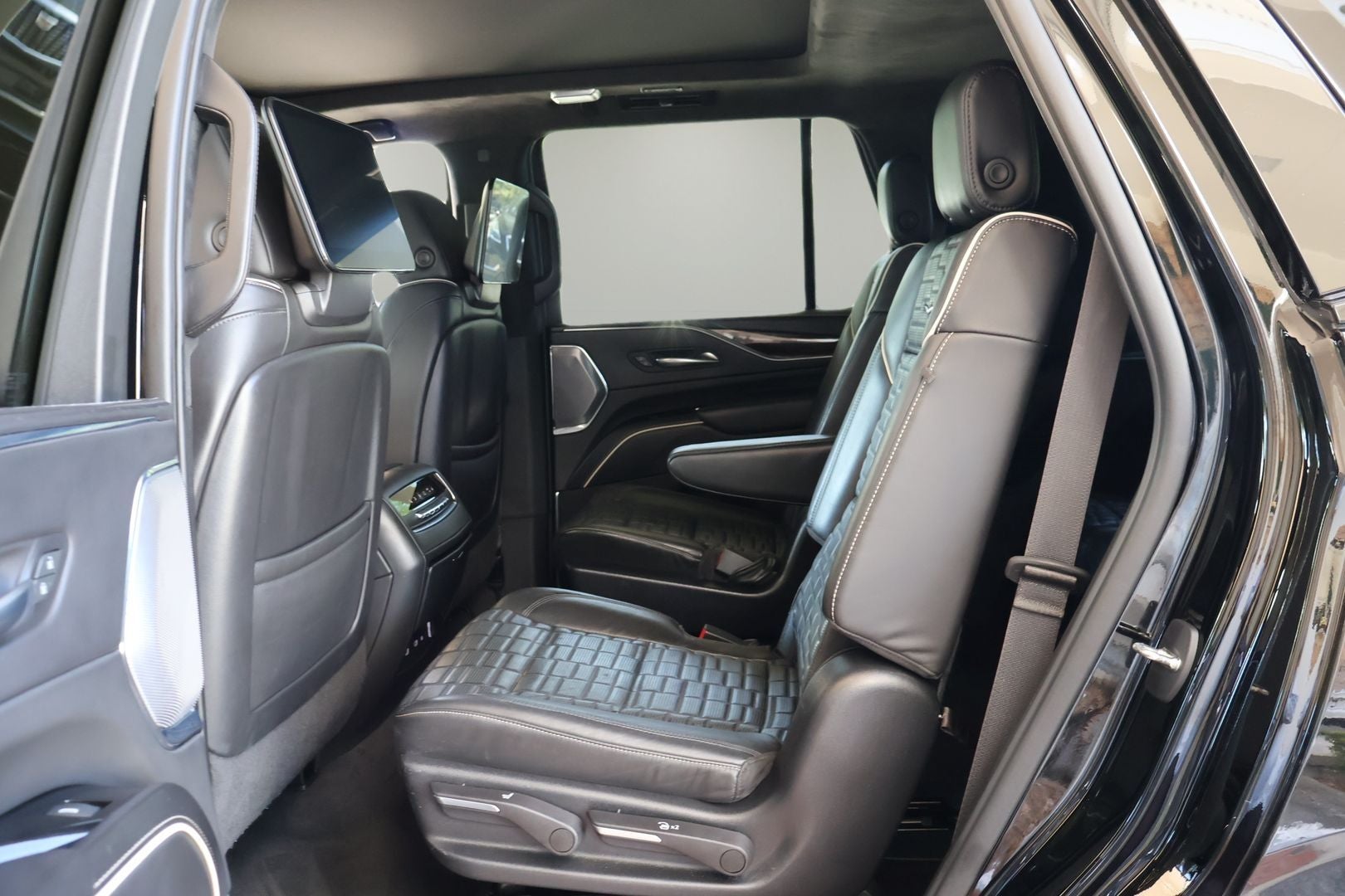 2022 Cadillac Escalade Sport Platinum