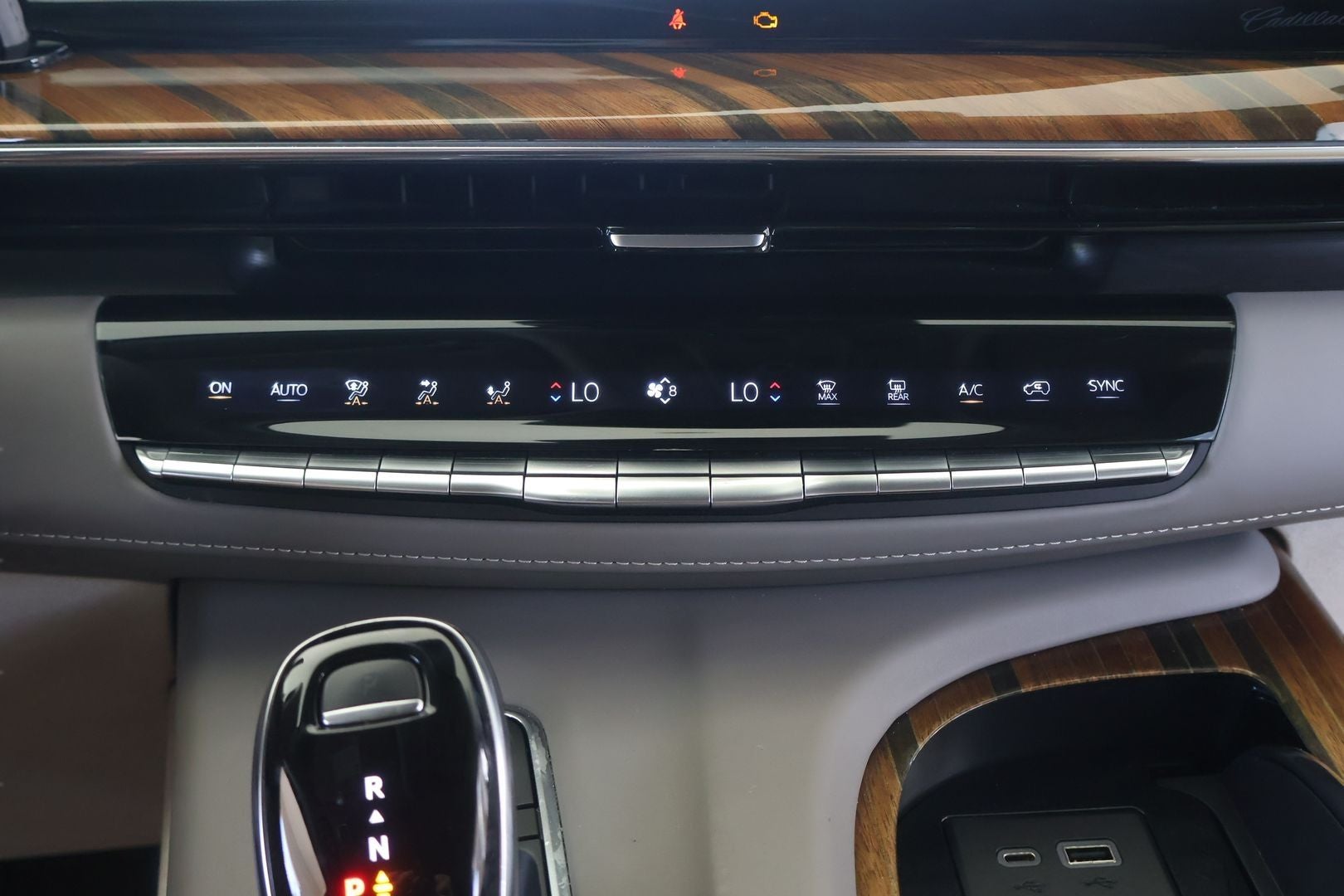 2022 Cadillac Escalade ESV Premium Luxury Platinum