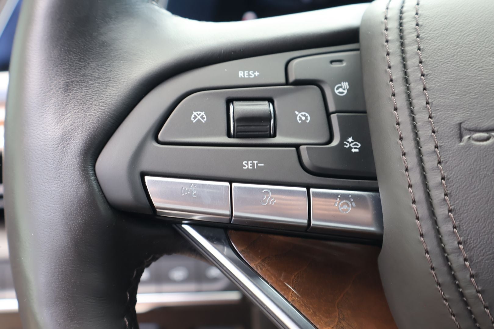 2023 Cadillac Escalade ESV Sport Platinum