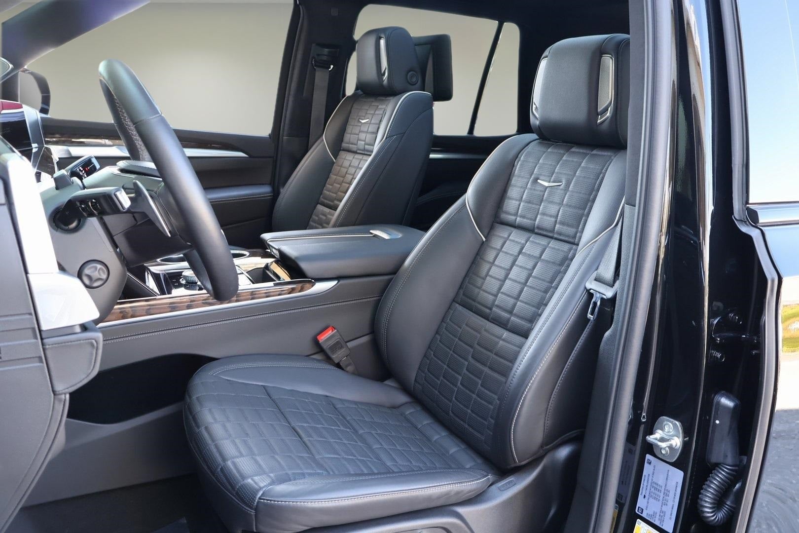 2025 Cadillac Escalade Sport Platinum