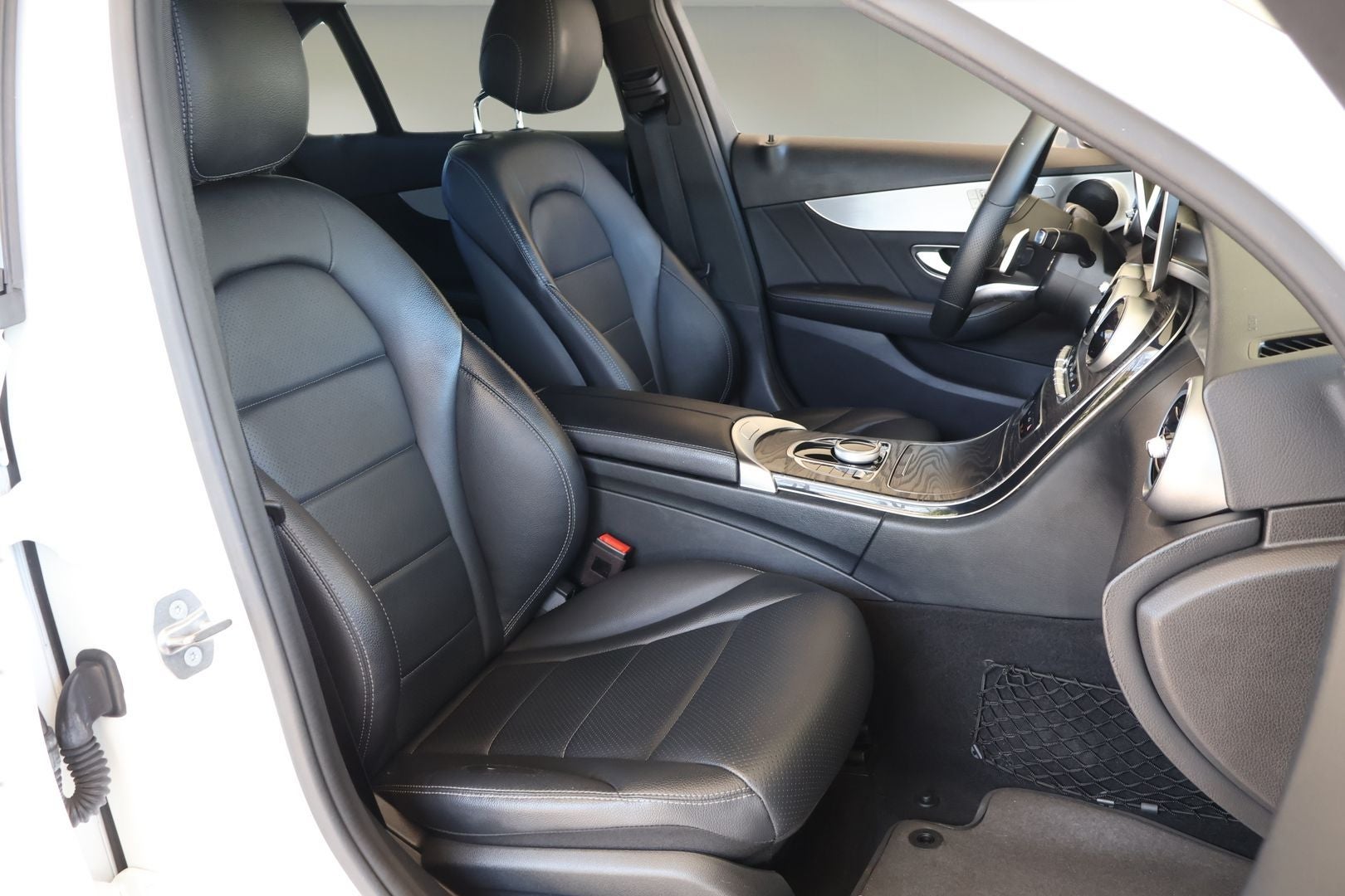 2020 Mercedes-Benz C-Class C 300