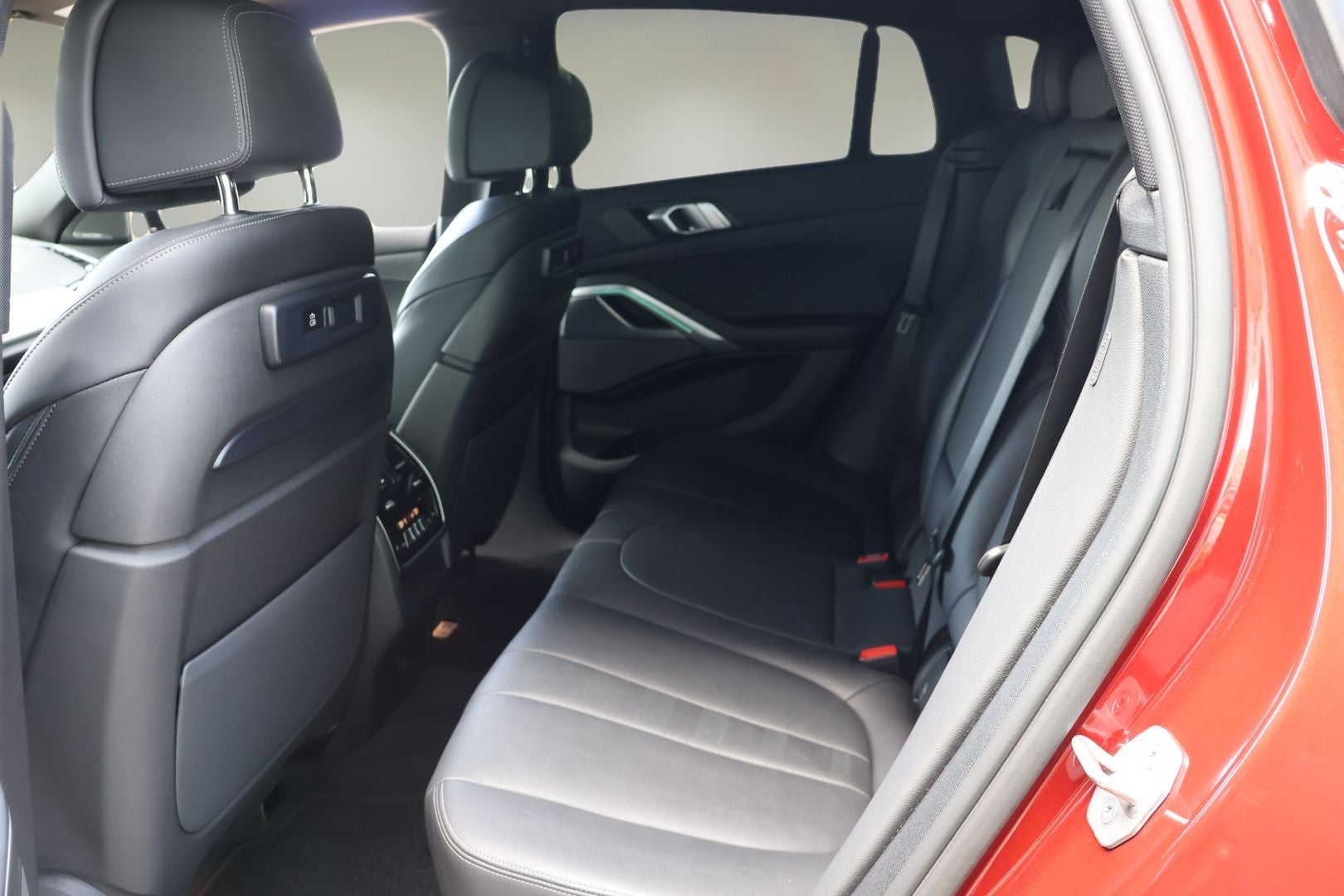 2021 BMW X6 xDrive40i