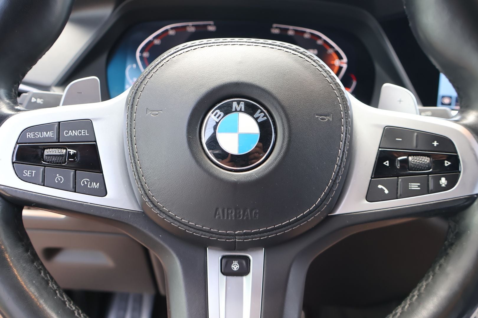 2021 BMW X6 xDrive40i