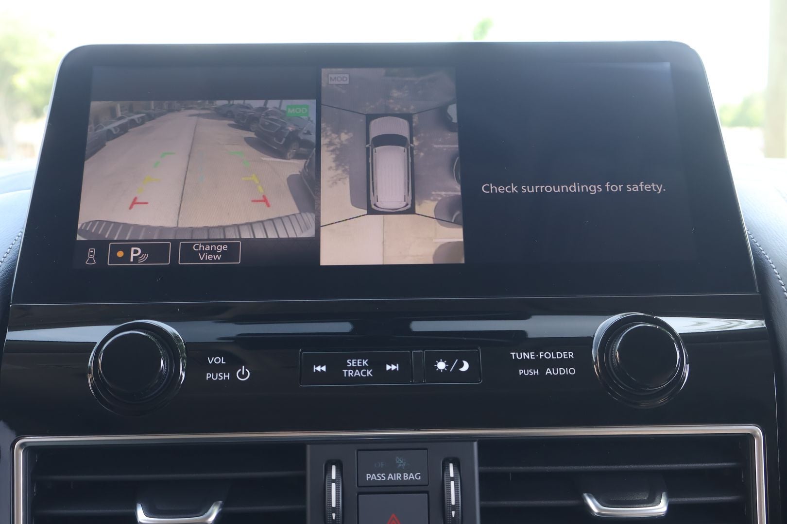2024 Nissan Armada Platinum