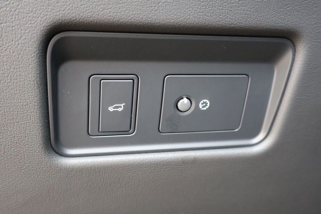 2026 Jaguar F-PACE P250 R-Dynamic S