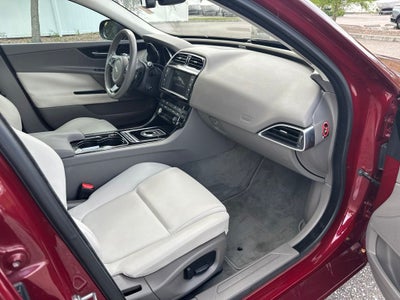 2017 Jaguar XE 25t Premium