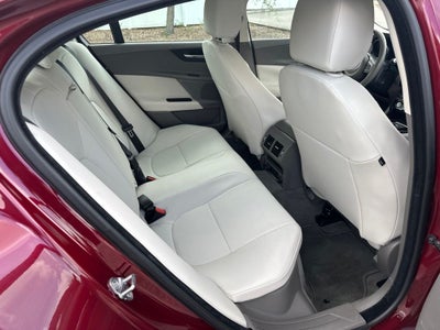 2017 Jaguar XE 25t Premium