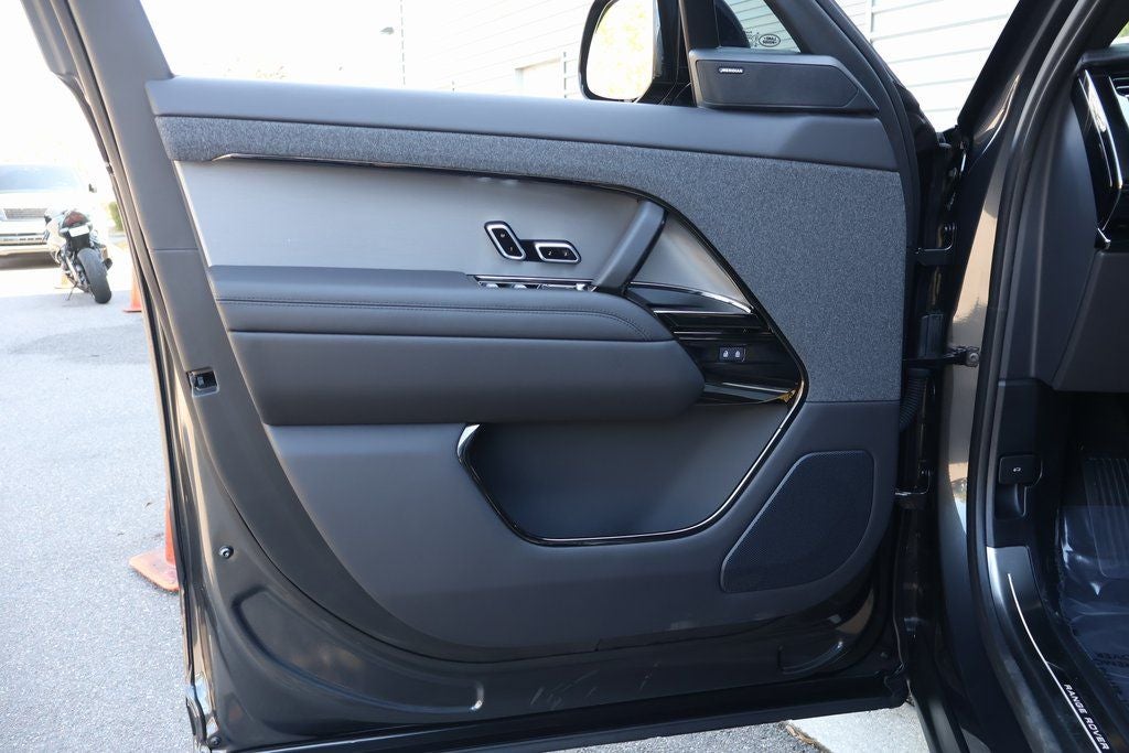 2025 Land Rover Range Rover Sport Dynamic SE