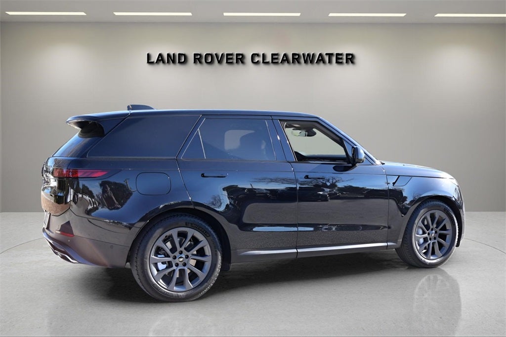 2024 Land Rover Range Rover Sport SE