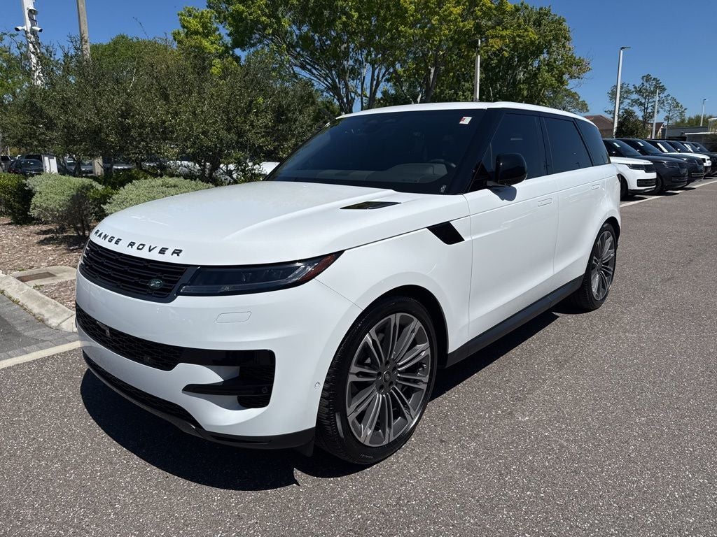 2025 Land Rover Range Rover Sport SE