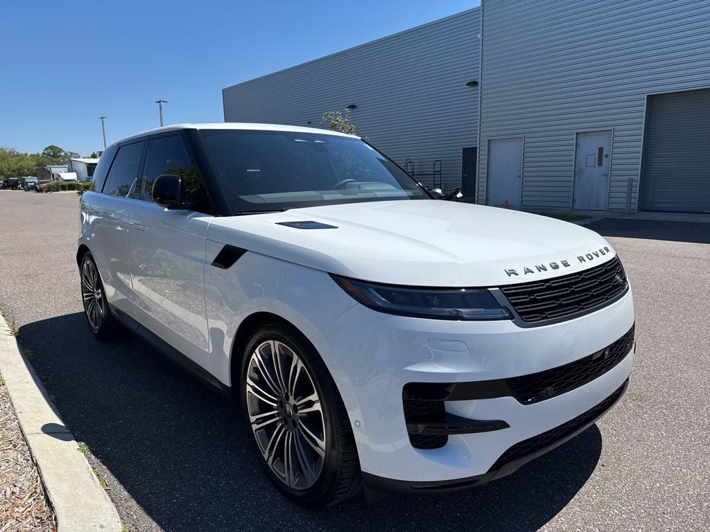 2025 Land Rover Range Rover Sport SE