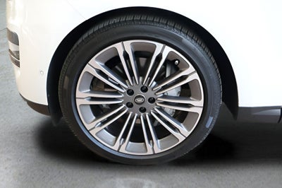2025 Land Rover Range Rover Sport SE