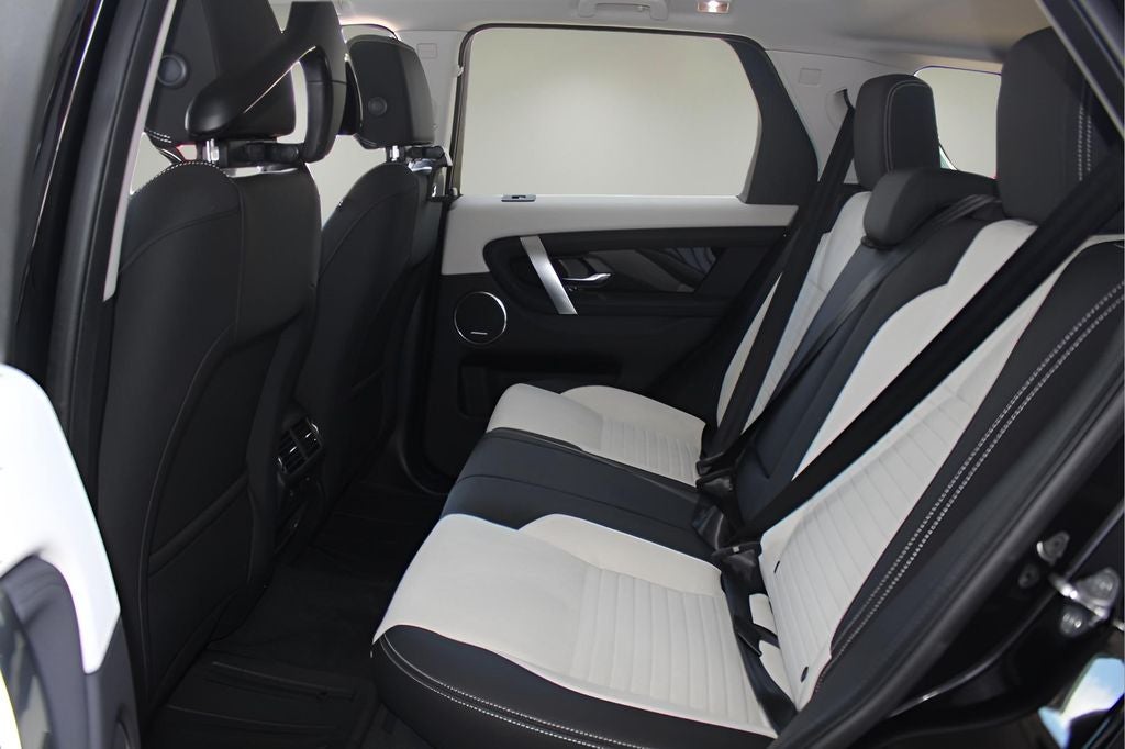 2025 Land Rover Discovery Sport S