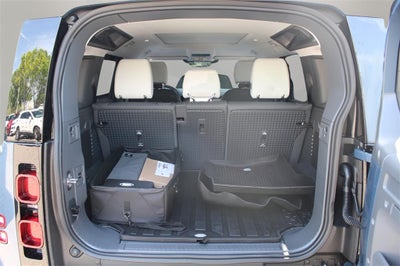 2025 Land Rover Defender 110 S