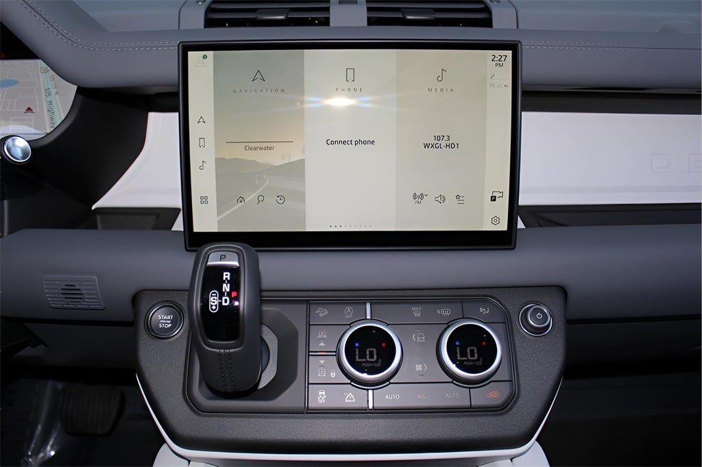 2025 Land Rover Defender 110 S