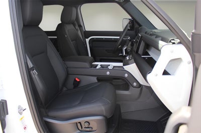 2025 Land Rover Defender 110 S