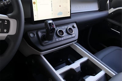 2025 Land Rover Defender 110 S