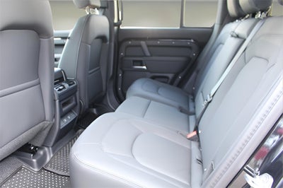 2025 Land Rover Defender 110 S