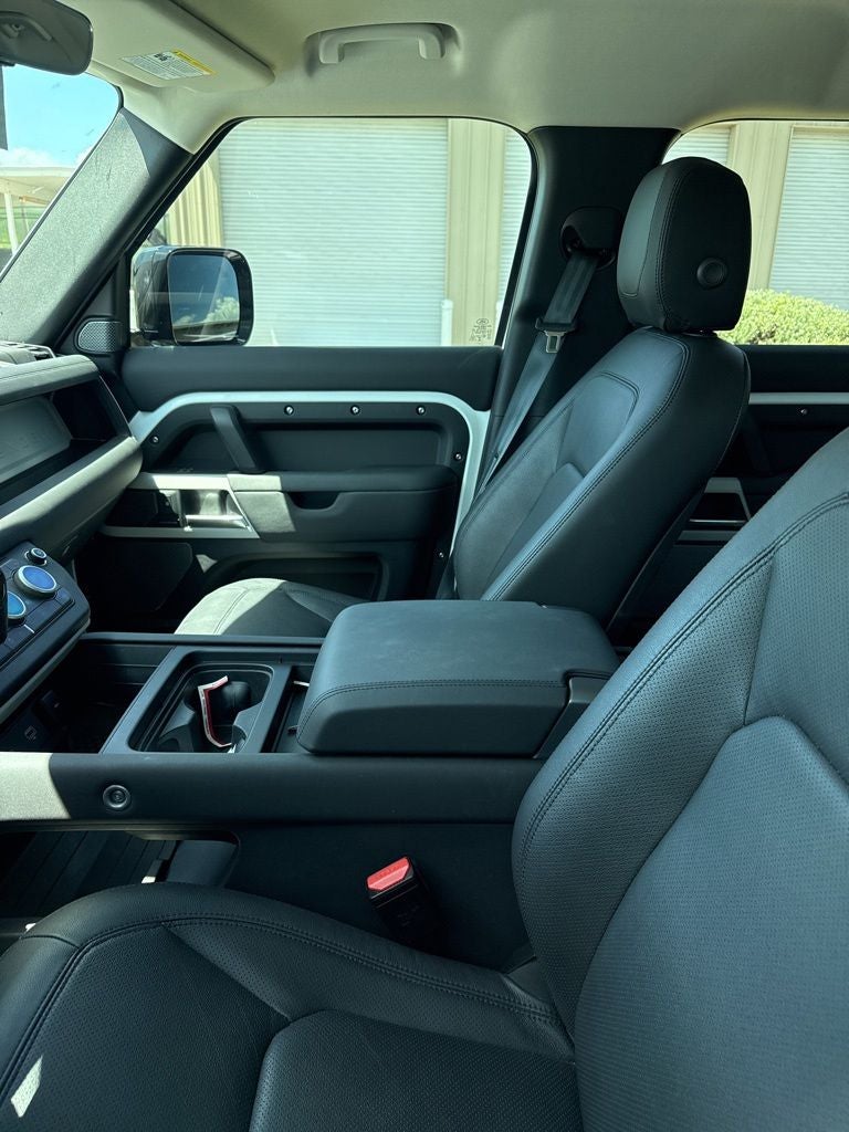2024 Land Rover Defender 110 S