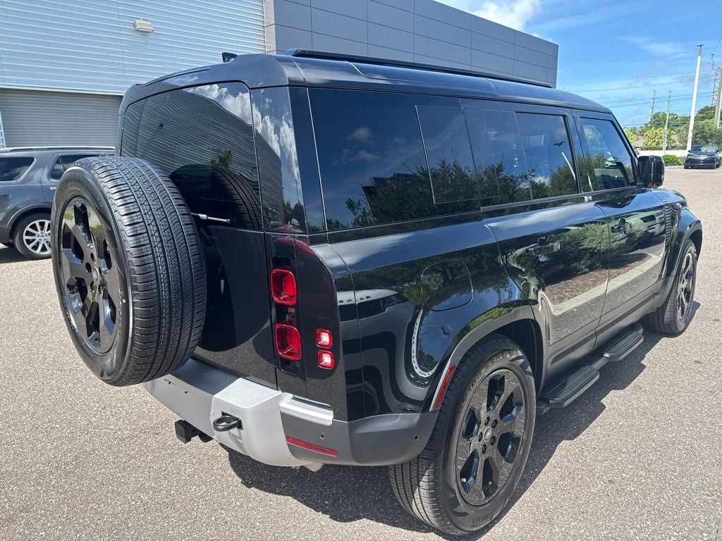 2025 Land Rover Defender 110 S
