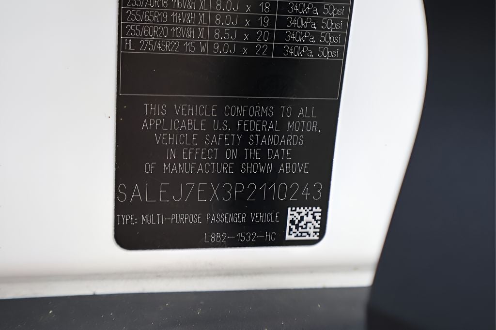 2023 Land Rover Defender 110 S Defender 30th Edition