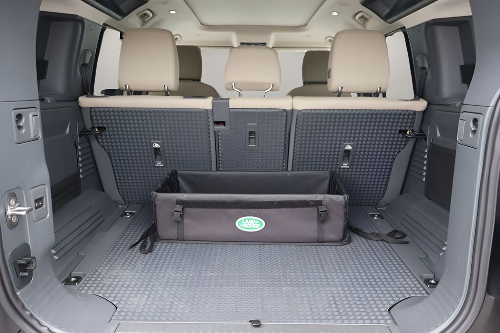 2024 Land Rover Defender 110 S