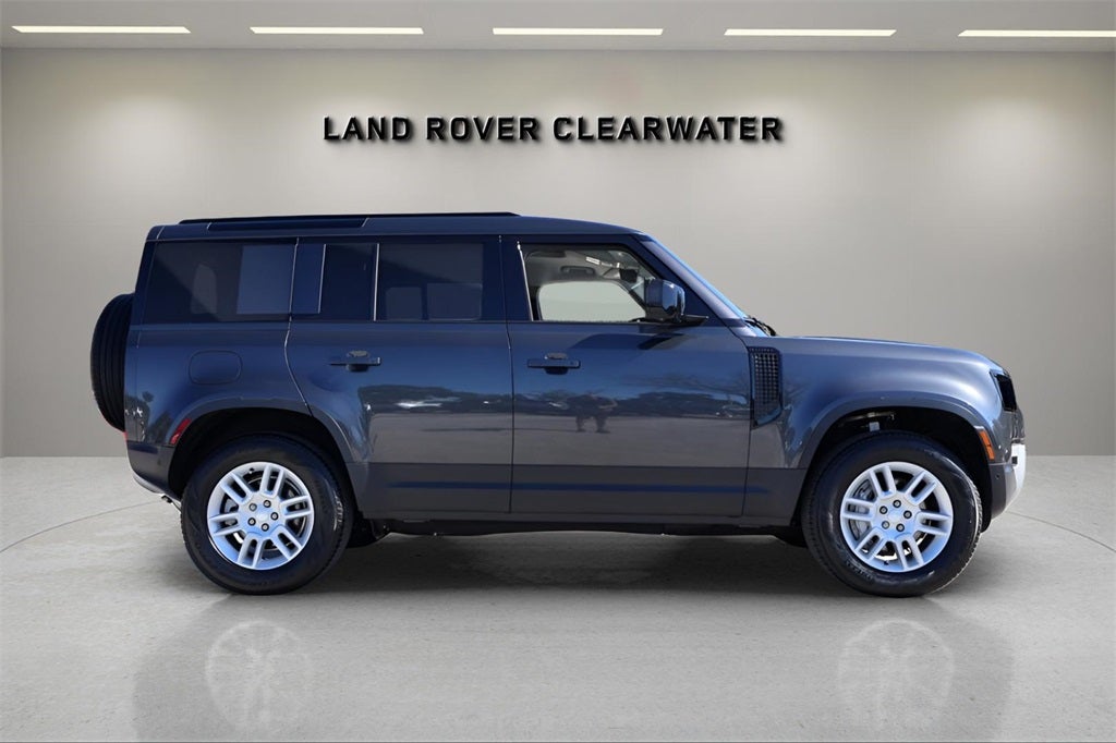 2025 Land Rover Defender 110 S