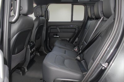 2025 Land Rover Defender 110 S