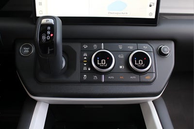 2025 Land Rover Defender 110 S