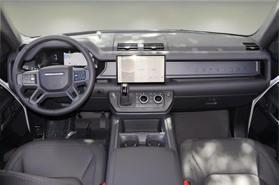 2025 Land Rover Defender 130 S