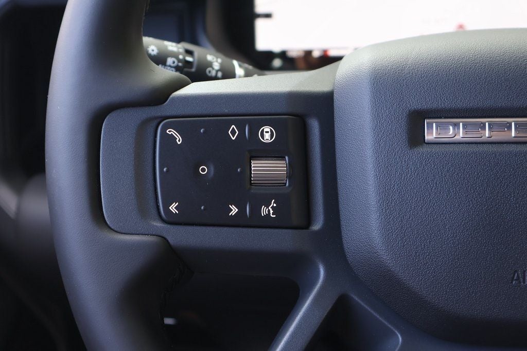 2025 Land Rover Defender 130 S