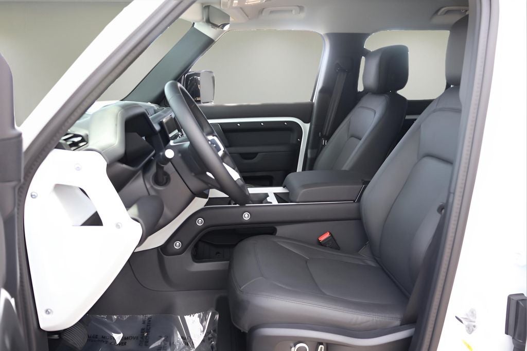 2025 Land Rover Defender 130 S