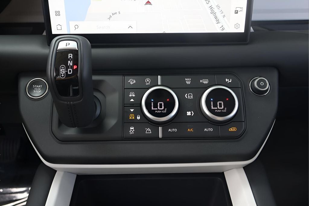 2025 Land Rover Defender 130 S