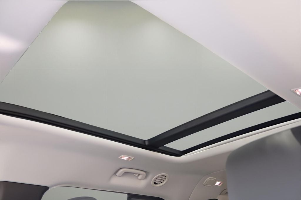 2025 Land Rover Defender 130 S